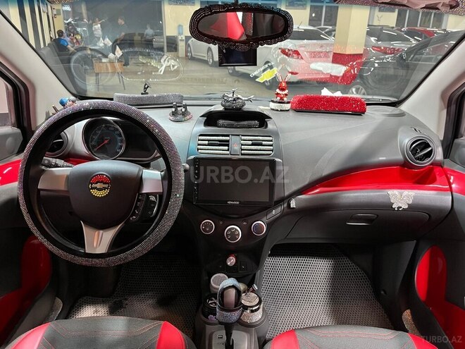 Chevrolet Spark-12