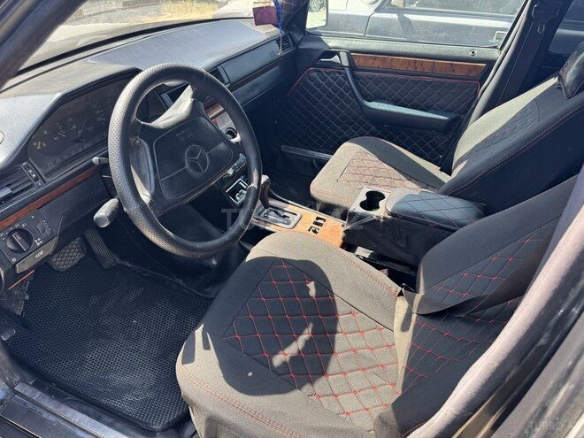 Mercedes E 300 d 1993, 150,000 km - 3.0 l - Bakı