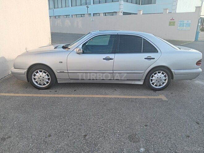 Mercedes E 230 1996, 442,097 km - 2.3 l - Bakı