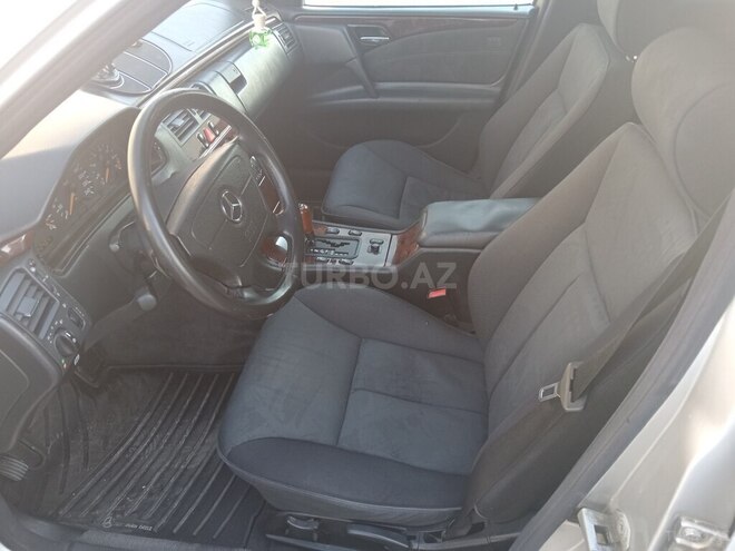 Mercedes E 230 1996, 442,097 km - 2.3 l - Bakı