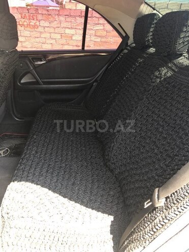 Mercedes E 240 1998, 250,000 km - 2.4 l - Beyləqan