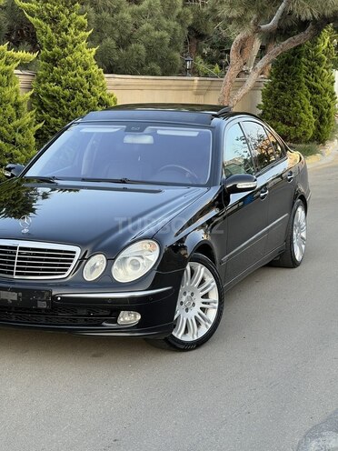 Mercedes E 320 2002, 289,000 km - 3.2 l - Bakı