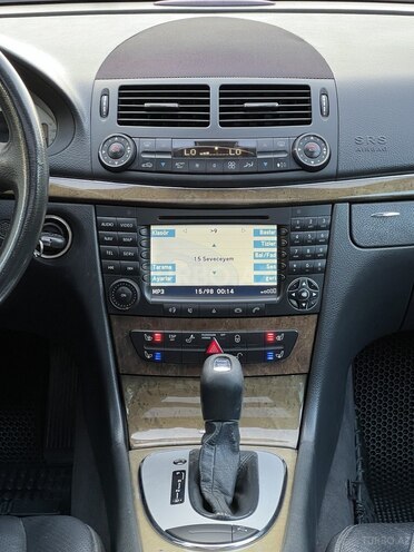 Mercedes E 320 2002, 289,000 km - 3.2 l - Bakı