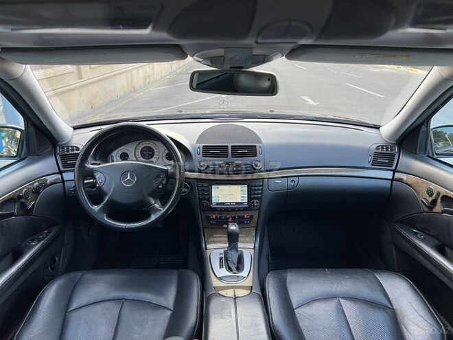 Mercedes E 320 2002, 289,000 km - 3.2 l - Bakı