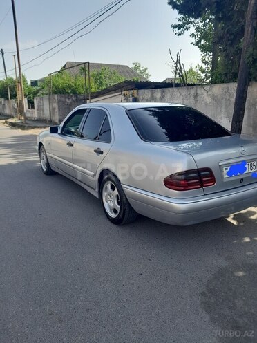 Mercedes E 220 d 1999, 999,000 km - 2.2 l - Bakı