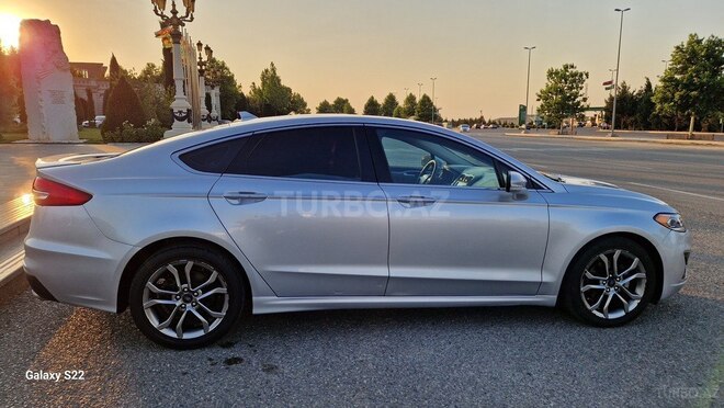 Ford Fusion (North America) 2019, 253,000 km - 2.0 l - Gəncə