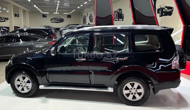 Mitsubishi Pajero 2008, 22,222 km - 3.0 л - Sumqayıt