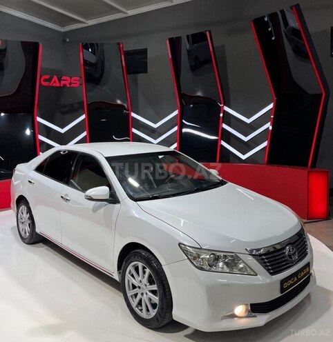 Toyota Camry-4