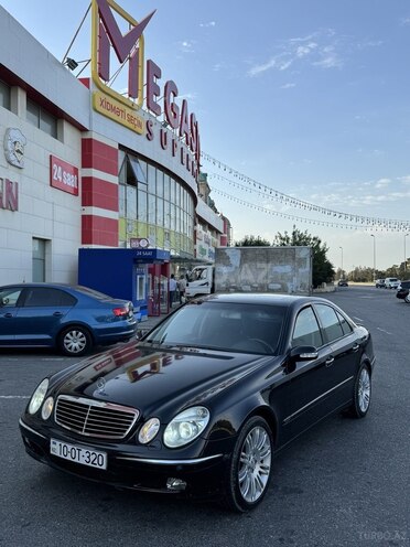Mercedes E 320 2003, 317,000 km - 3.2 l - Bakı