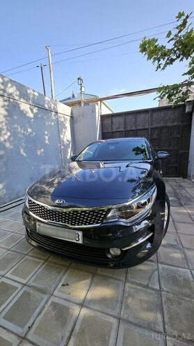 Kia K5-1