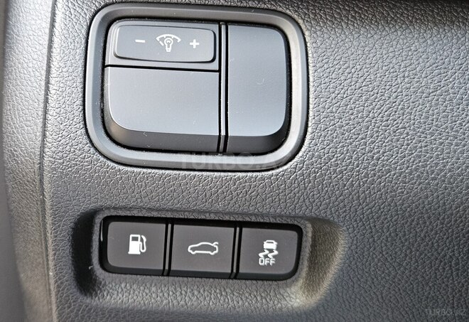 Kia K5-6