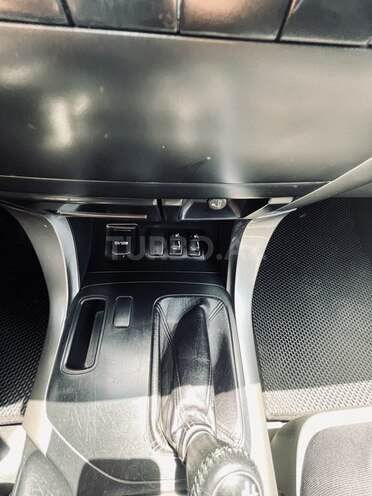Toyota Land Cruiser Prado 2005, 230,000 km - 4.0 l - Bakı