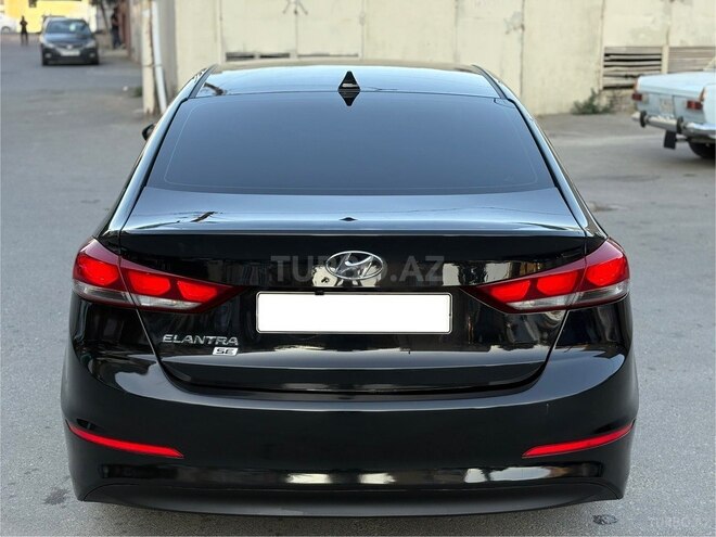 Hyundai Elantra 2017, 94,500 km - 2.0 l - Bakı