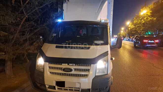 Ford Transit 2006, 280,000 km - 2.4 l - Bakı