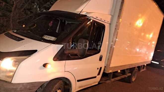 Ford Transit 2006, 280,000 km - 2.4 l - Bakı