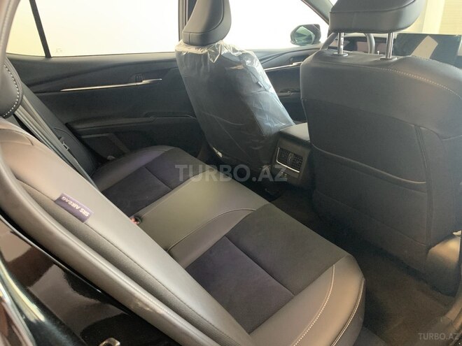 Toyota Camry-18