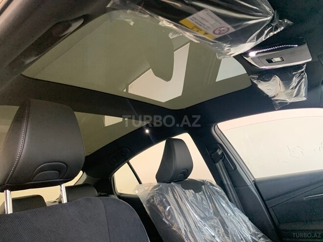 Toyota Camry-13