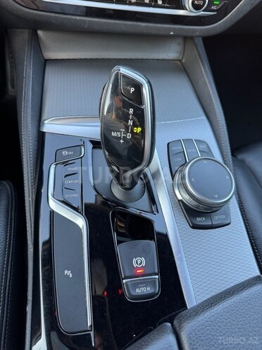 BMW 520 2017, 298,000 km - 2.0 l - Bakı