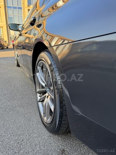 BMW 520 2017, 298,000 km - 2.0 l - Bakı