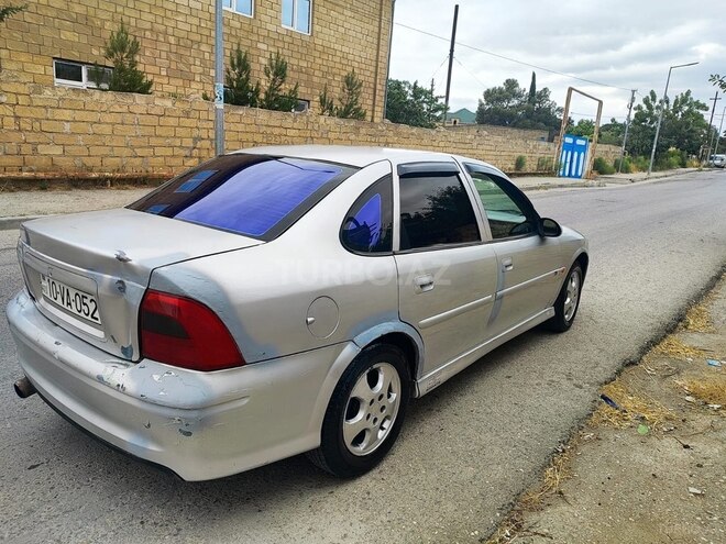 Opel Vectra 2000, 540,000 km - 1.8 l - Siyəzən