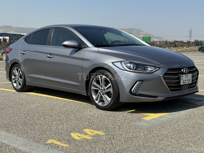 Hyundai Elantra 2016, 214,423 km - 2.0 л - Bakı