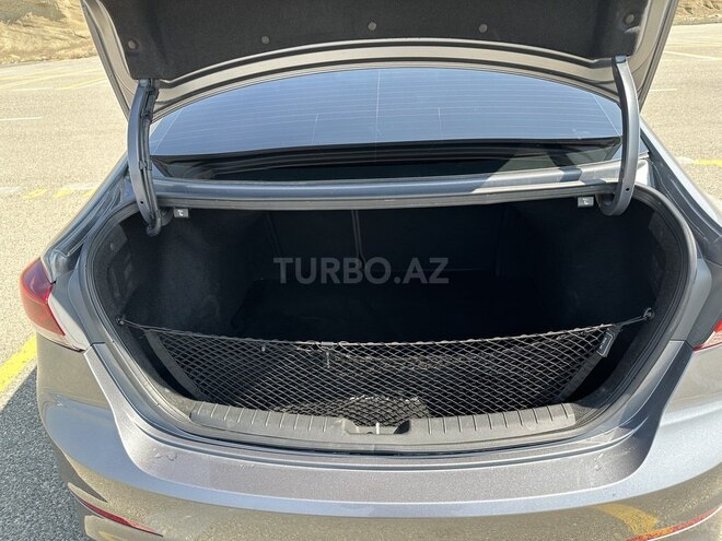 Hyundai Elantra 2016, 214,423 km - 2.0 л - Bakı