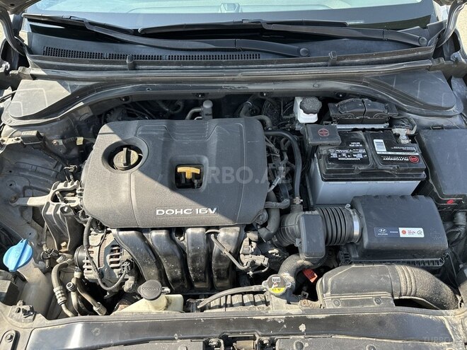 Hyundai Elantra 2016, 214,423 km - 2.0 л - Bakı