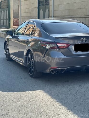 Toyota Camry-5
