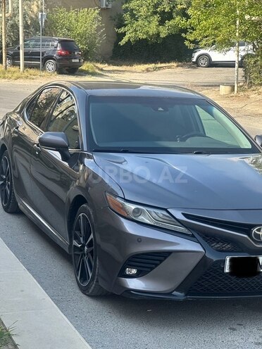 Toyota Camry-2