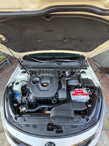 Kia K5-11