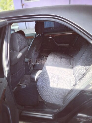 Mercedes C 250 d 1995, 572,123 km - 2.5 l - Salyan