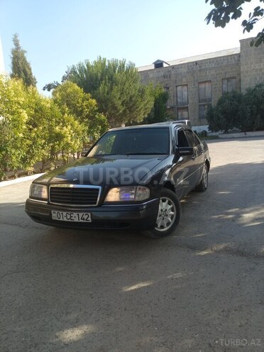 Mercedes C 250 d 1995, 572,123 km - 2.5 l - Salyan