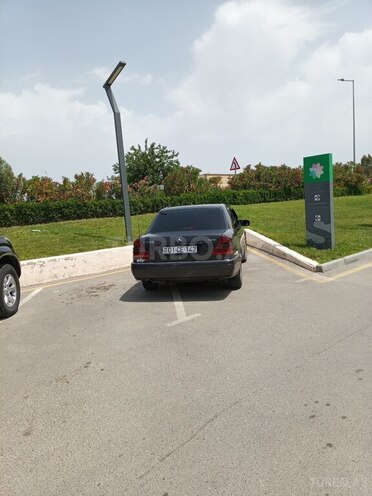 Mercedes C 250 d 1995, 572,123 km - 2.5 l - Salyan