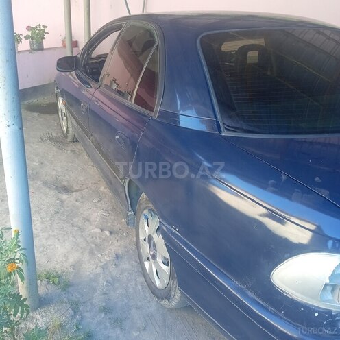 Opel Omega 1996, 386,489 km - 2.0 l - Qəbələ
