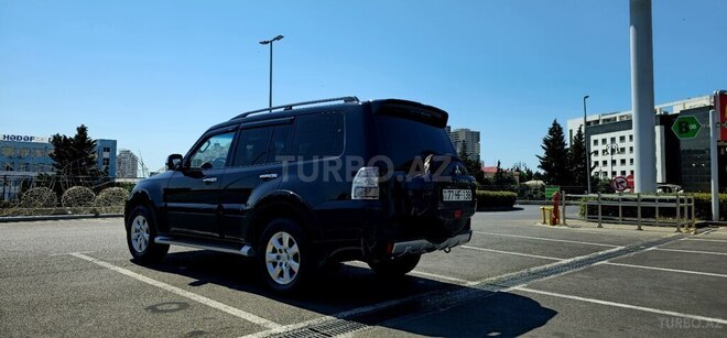 Mitsubishi Pajero 2013, 197,000 km - 3.5 l - Bakı