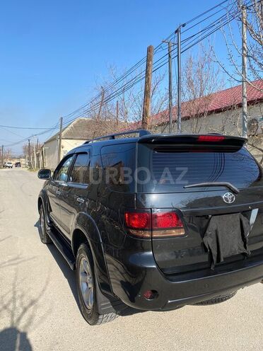 Toyota Fortuner-14