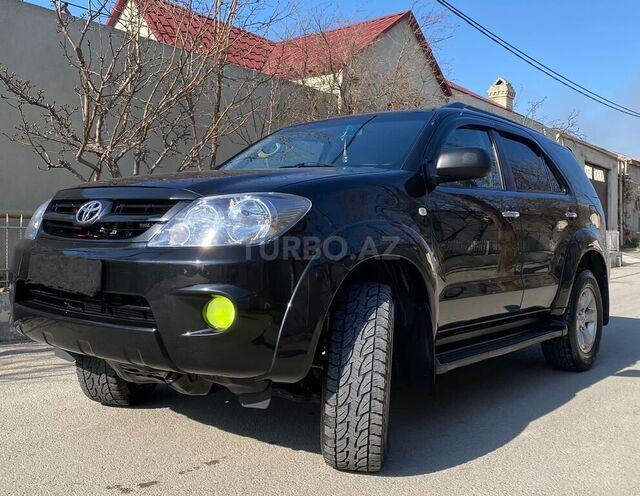 Toyota Fortuner-2