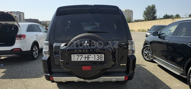Mitsubishi Pajero 2013, 197,000 km - 3.5 l - Bakı