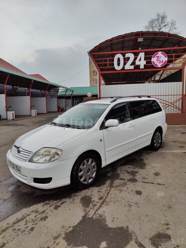 Toyota Corolla 2006, 290,000 km - 1.4 l - Gəncə