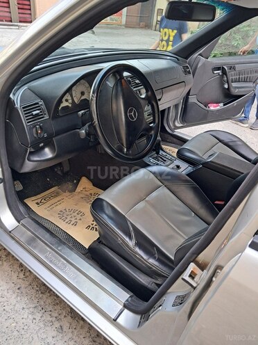 Mercedes C 230 2000, 247,896 km - 2.3 l - Bakı