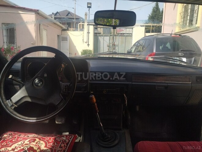 GAZ 24 1988, 200,000 km - 2.4 l - Xırdalan