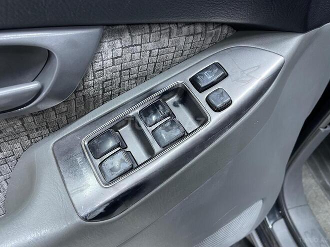 Toyota Land Cruiser Prado 2005, 195,255 km - 2.7 l - Sumqayıt