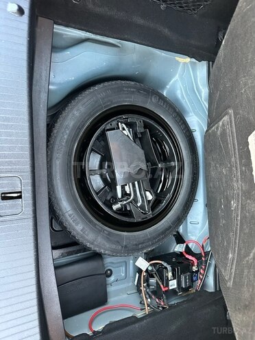Mercedes E 250 2011, 275,000 km - 1.8 l - Bakı