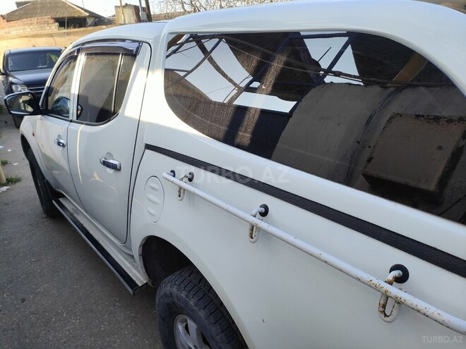 Mitsubishi L200 2007, 529,000 km - 2.5 l - Bakı