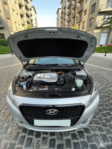 Hyundai Sonata-17