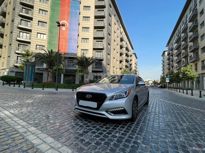 Hyundai Sonata-2