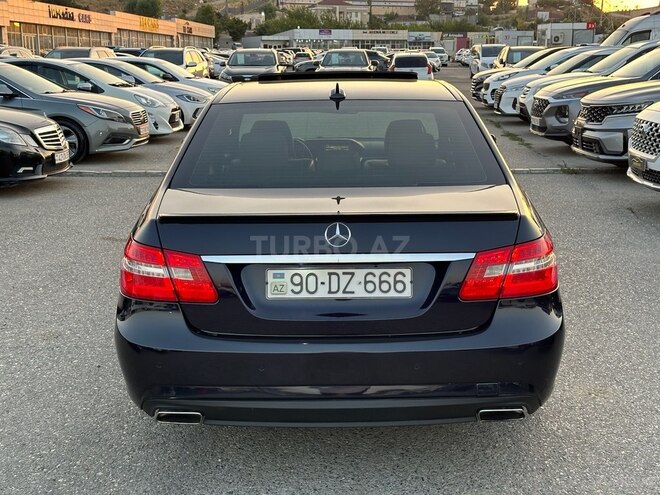 Mercedes E 250 2011, 275,000 km - 1.8 l - Bakı