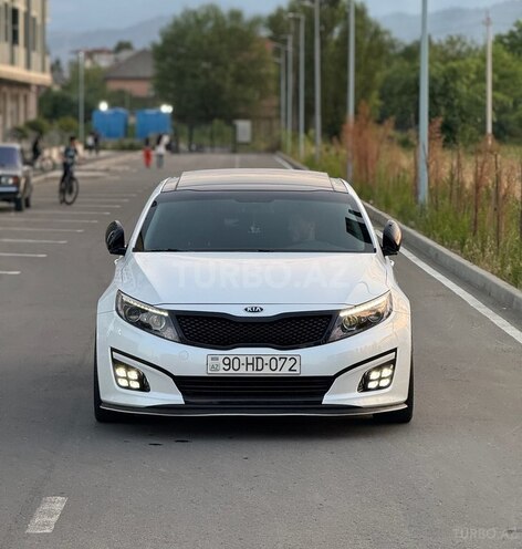 Kia K5-1