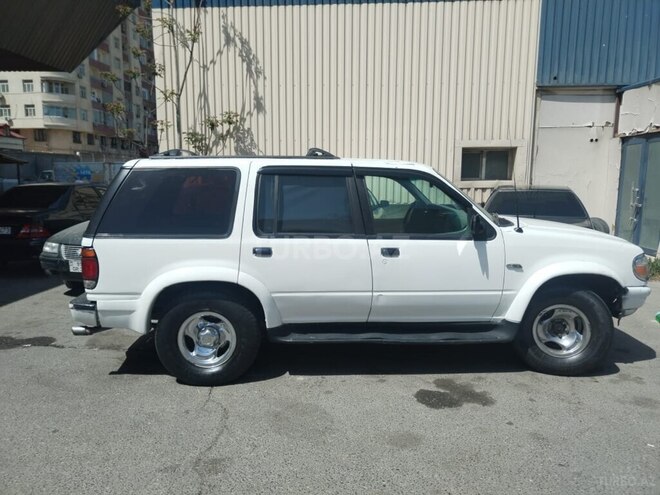 Ford Explorer 1996, 278,000 km - 4.0 l - Bakı