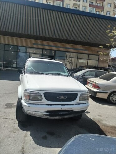 Ford Explorer 1996, 278,000 km - 4.0 l - Bakı